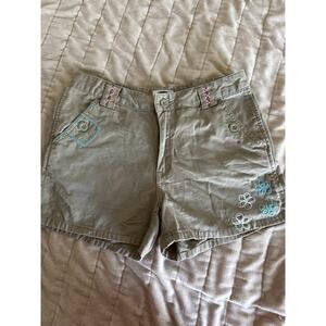 Y2K khaki shorts embroidered details size 16 youth